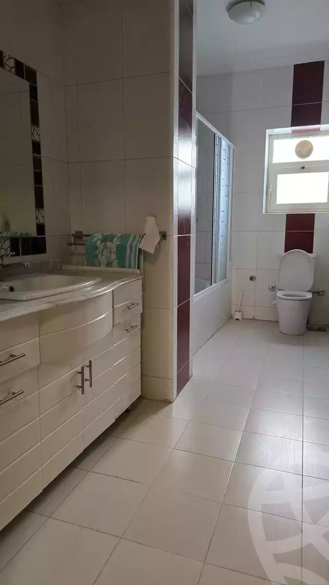 https://aqarmap.com.eg/en/listing/5881774-for-sale-cairo-new-cairo-first-settlement-mhwr-mstfy-kml