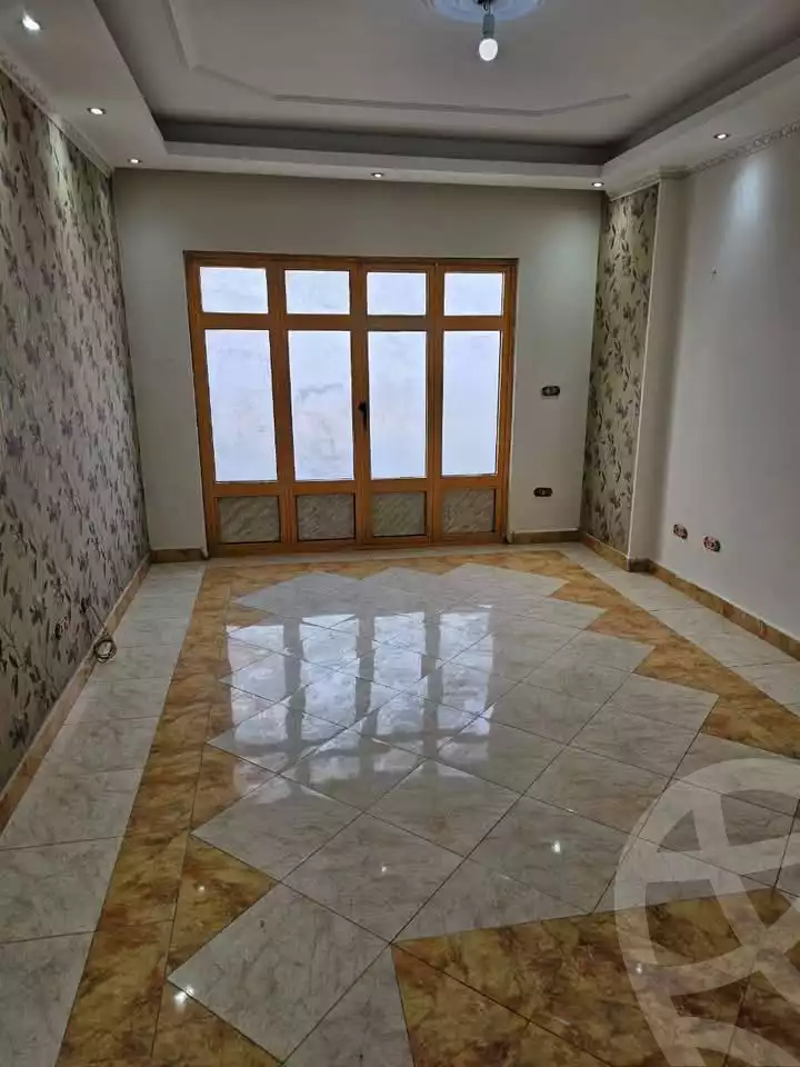 https://aqarmap.com.eg/ar/listing/5882178-for-rent-cairo-mokattam-lhdb-l-ly-shareaa-9