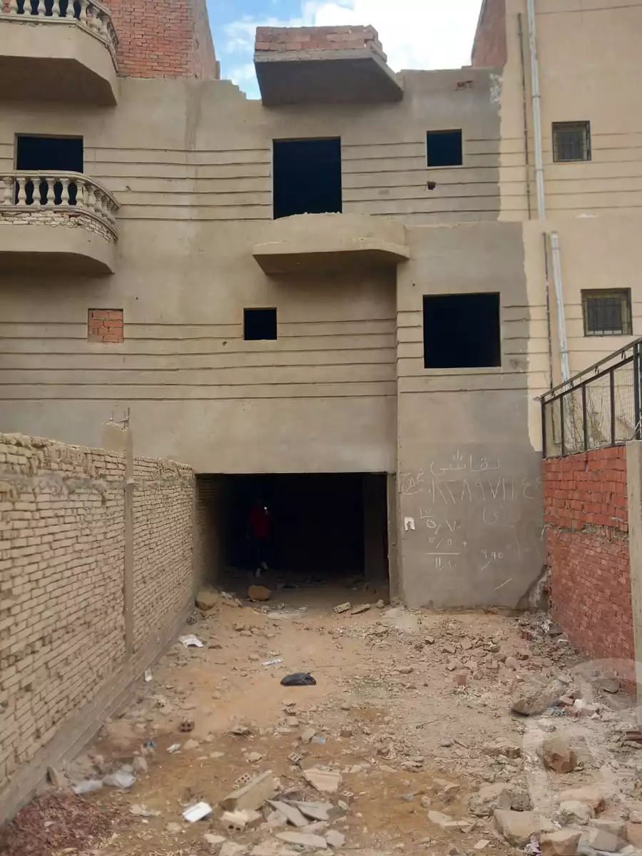 https://aqarmap.com.eg/en/listing/5882214-for-sale-cairo-6th-of-october-hadaeq-october-tryq-hmd-zwyl