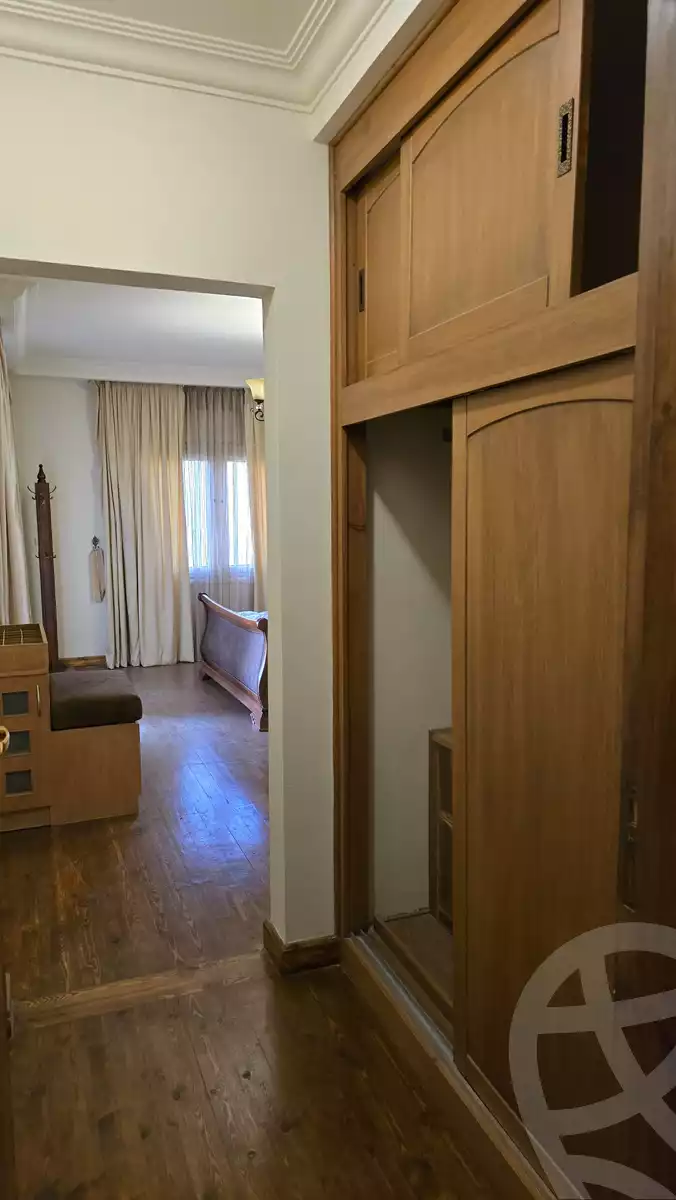 https://aqarmap.com.eg/en/listing/5882861-for-sale-cairo-new-cairo-first-settlement-mhwr-mstfy-kml