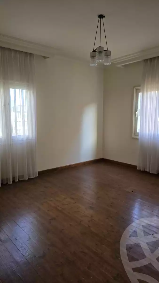 https://aqarmap.com.eg/en/listing/5882861-for-sale-cairo-new-cairo-first-settlement-mhwr-mstfy-kml