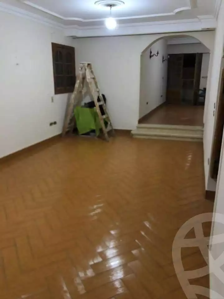 https://aqarmap.com.eg/en/listing/5882904-for-sale-cairo-mokattam-lhdb-l-ly-el-naforah-square
