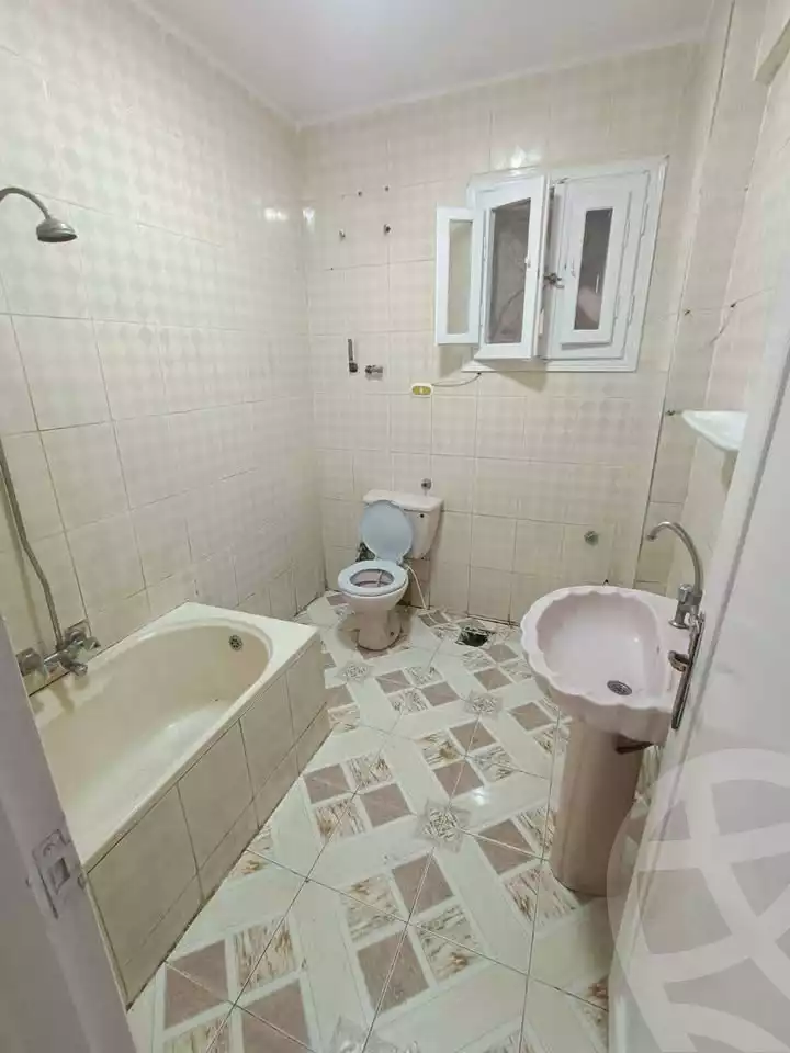 https://aqarmap.com.eg/ar/listing/5882925-for-sale-alexandria-l-jmy-shataa-el-nakheel