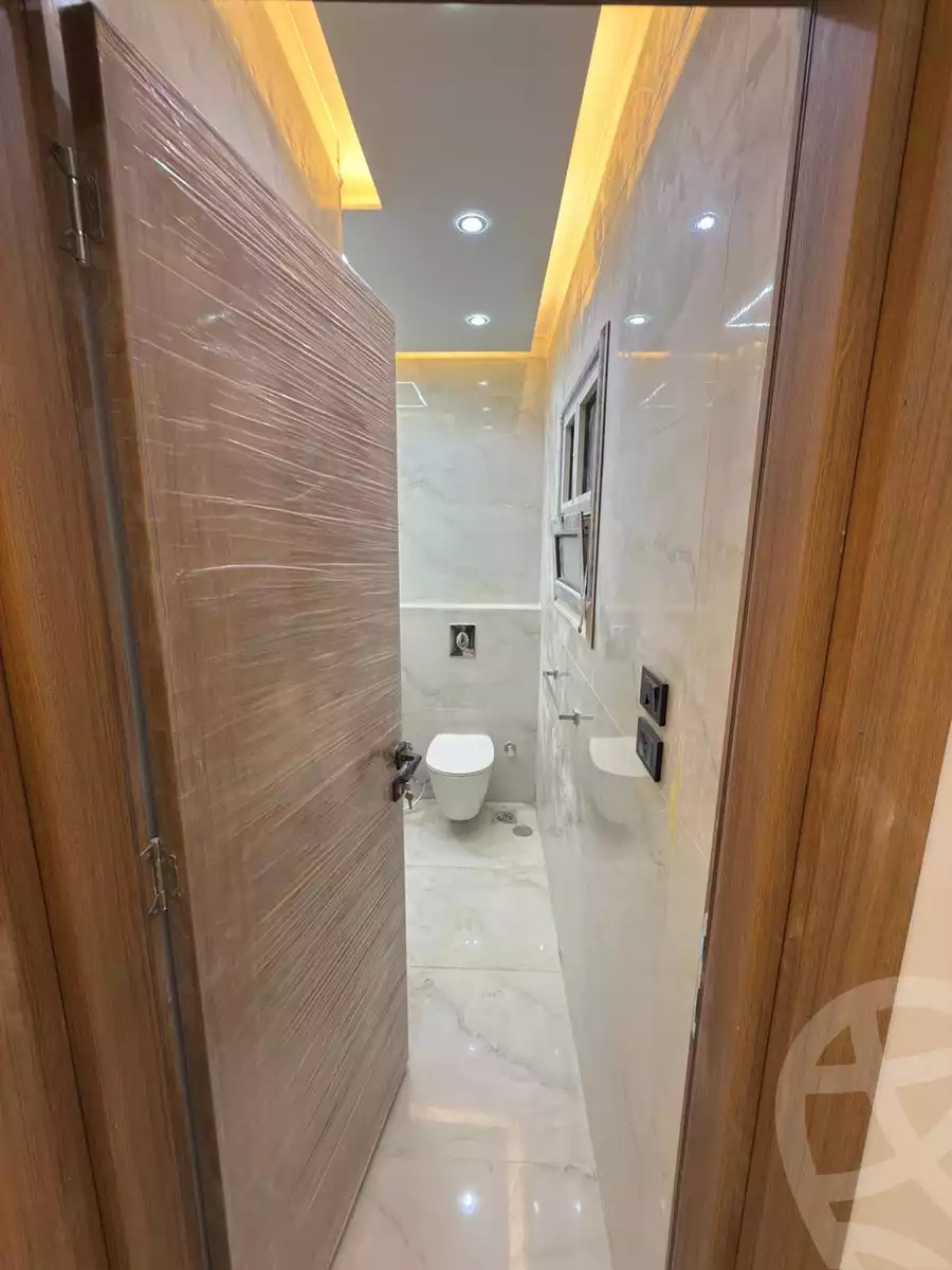 https://aqarmap.com.eg/en/listing/5883208-for-sale-cairo-new-cairo-el-lotus-lotus-north-lmntq-lthny-llwts-lshmly