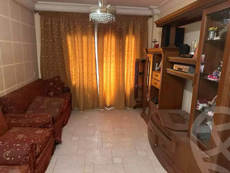https://aqarmap.com.eg/ar/listing/5883242-for-sale-cairo-mokattam-lhdb-l-ly-shareaa-9