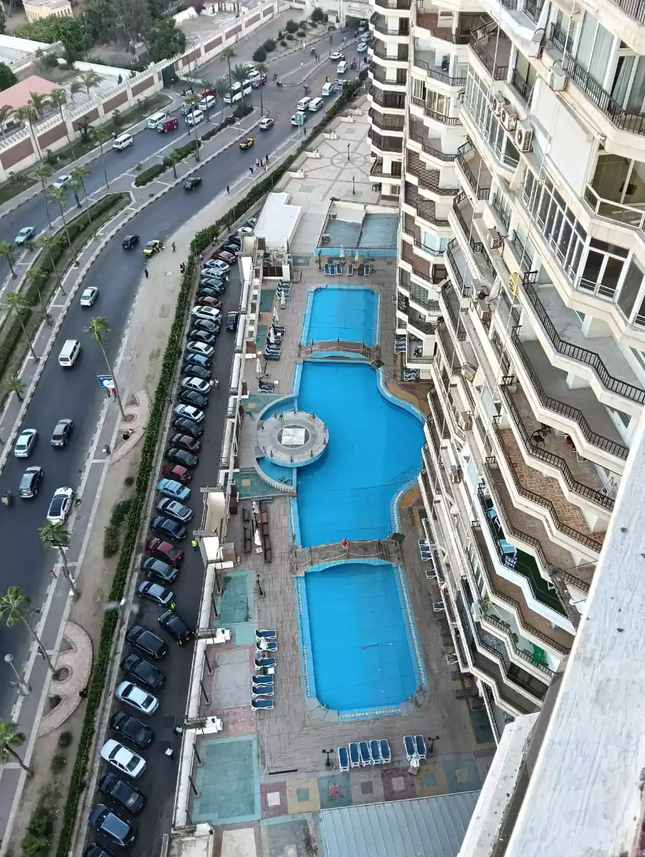 https://aqarmap.com.eg/ar/listing/5883822-for-rent-alexandria-el-montazah