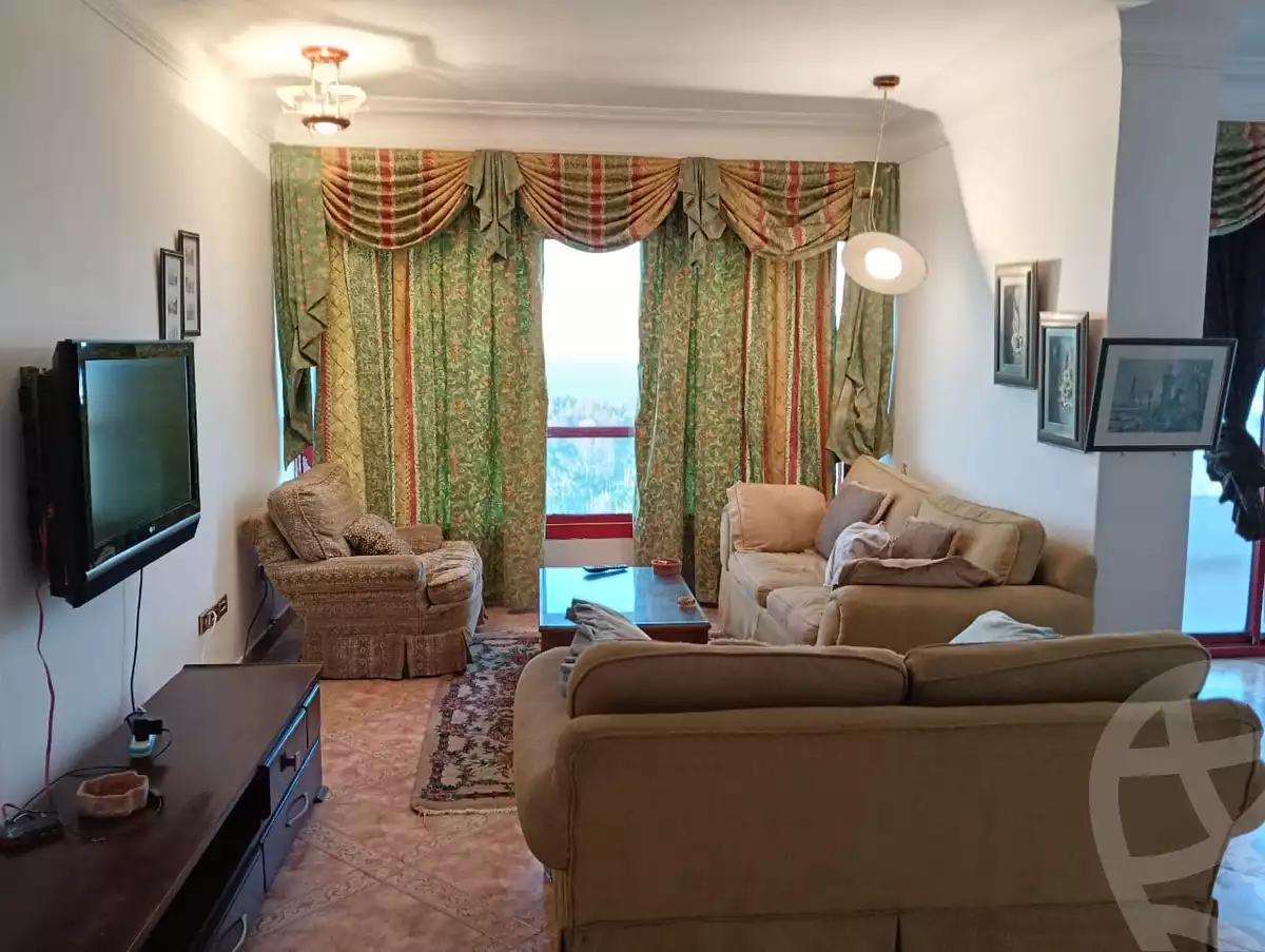 https://aqarmap.com.eg/ar/listing/5883822-for-rent-alexandria-el-montazah