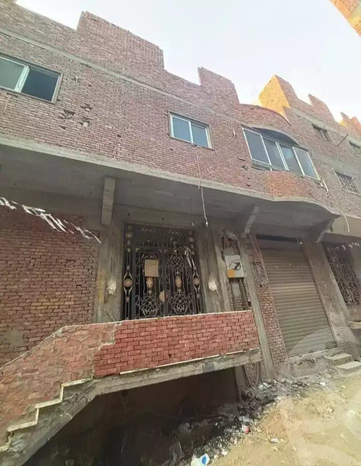 https://aqarmap.com.eg/en/listing/5883909-for-sale-qalyubia-qlioub