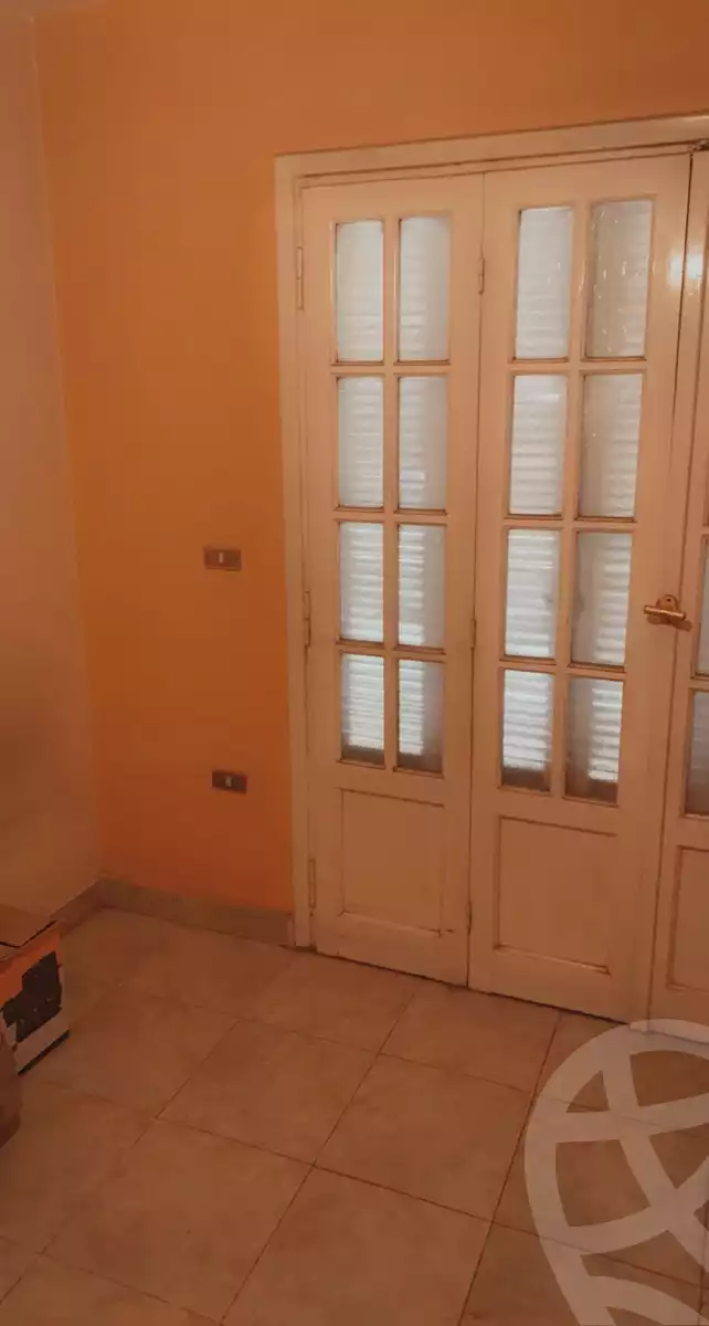 https://aqarmap.com.eg/en/listing/5885153-for-sale-cairo-helwan-rostom-st