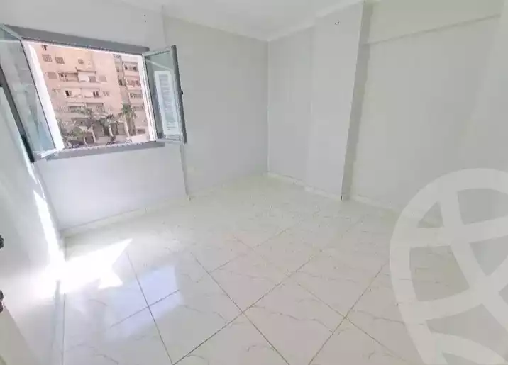 https://aqarmap.com.eg/ar/listing/5886137-for-sale-alexandria-sydy-bshr-sydy-bshr-qbly-faisal-city
