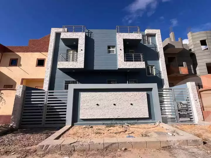 https://aqarmap.com.eg/ar/listing/5886407-for-sale-alexandria-brj-l-rb-ljdyd-lhy-lthlth