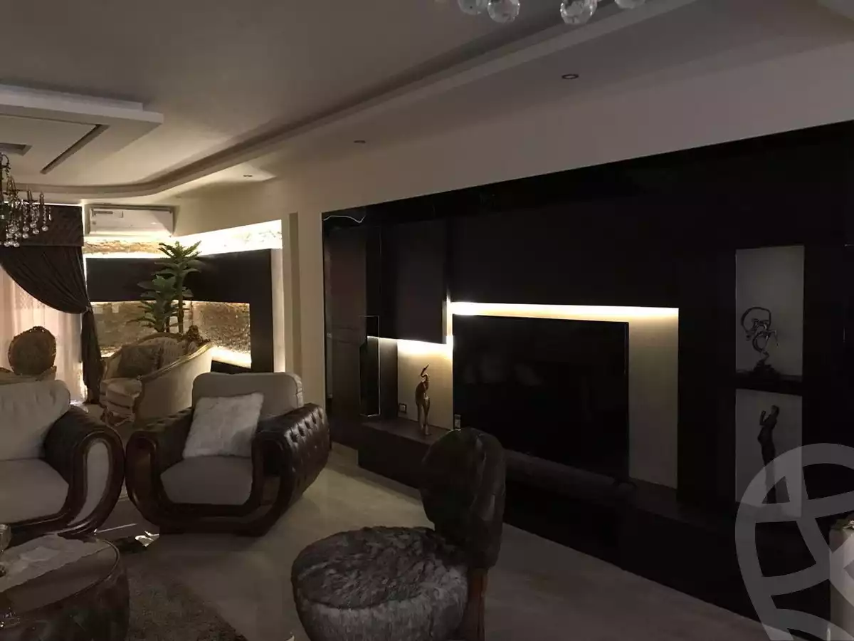 https://aqarmap.com.eg/en/listing/5886435-for-sale-alexandria-sporting-el-geish-road