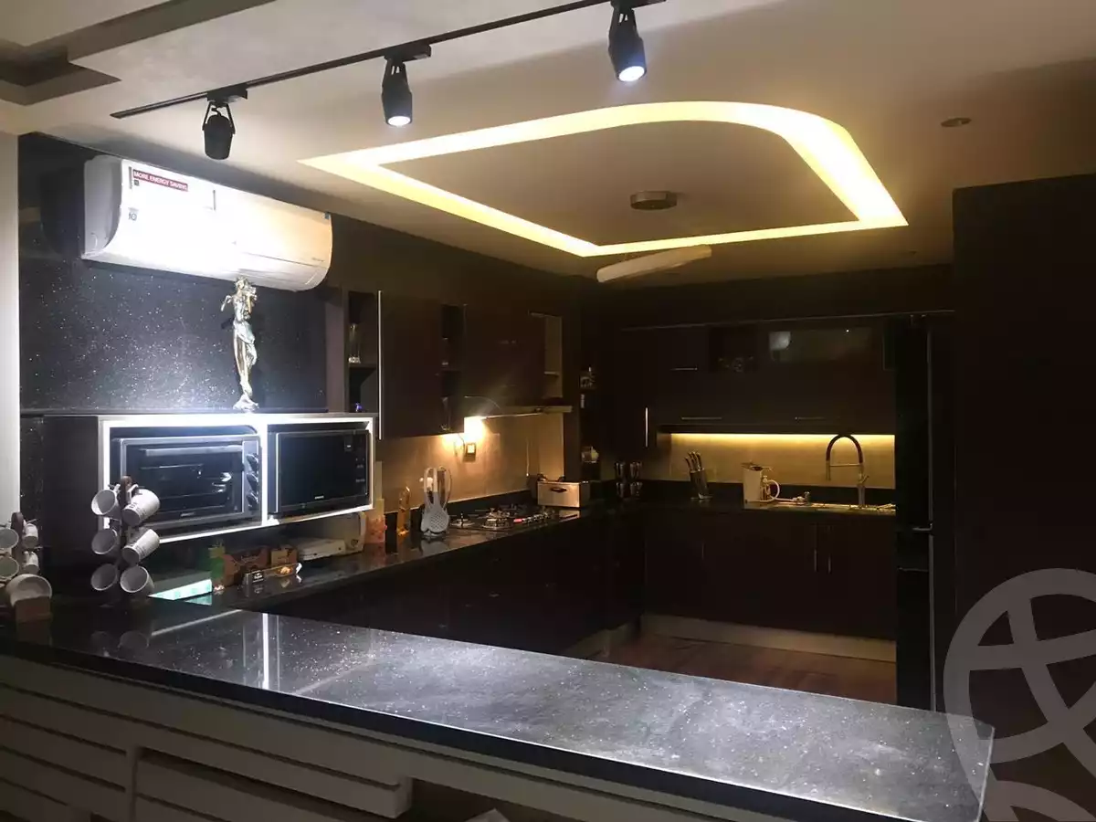 https://aqarmap.com.eg/en/listing/5886435-for-sale-alexandria-sporting-el-geish-road