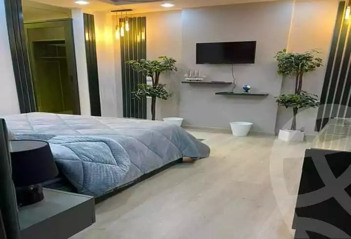 https://aqarmap.com.eg/ar/listing/5888288-for-sale-cairo-el-sheikh-zayed-city-compounds-kmbwnd-fyldj-wyst-dr-llttwyr