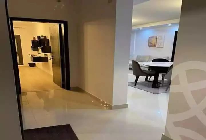 https://aqarmap.com.eg/en/listing/5889107-for-sale-cairo-el-sheikh-zayed-city-compounds-kmbwnd-fyldj-wyst-dr-llttwyr