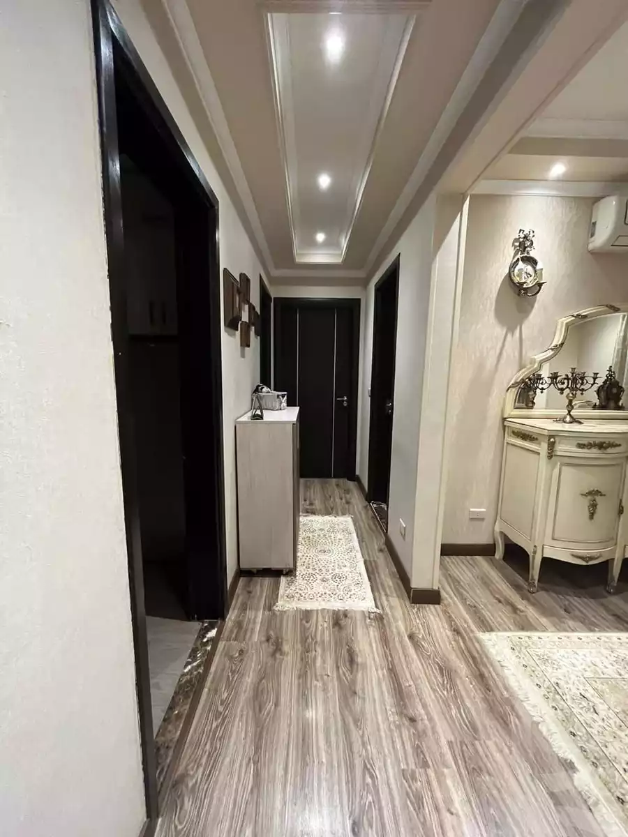 https://aqarmap.com.eg/en/listing/5889320-for-rent-cairo-el-mohandesen-shareaa-ahmed-orabi