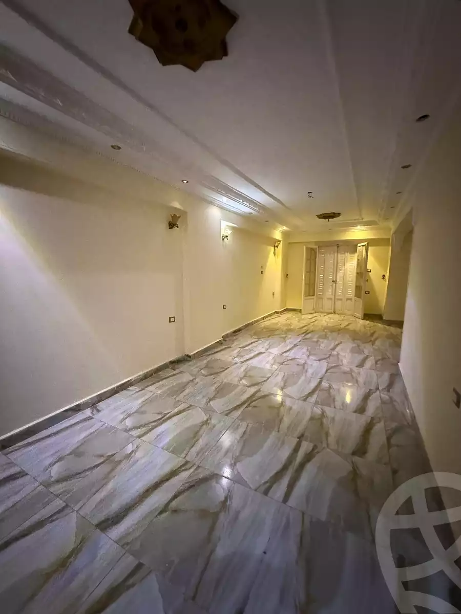 https://aqarmap.com.eg/ar/listing/5890434-for-sale-alexandria-l-jmy-lbytsh-el-zohour-st