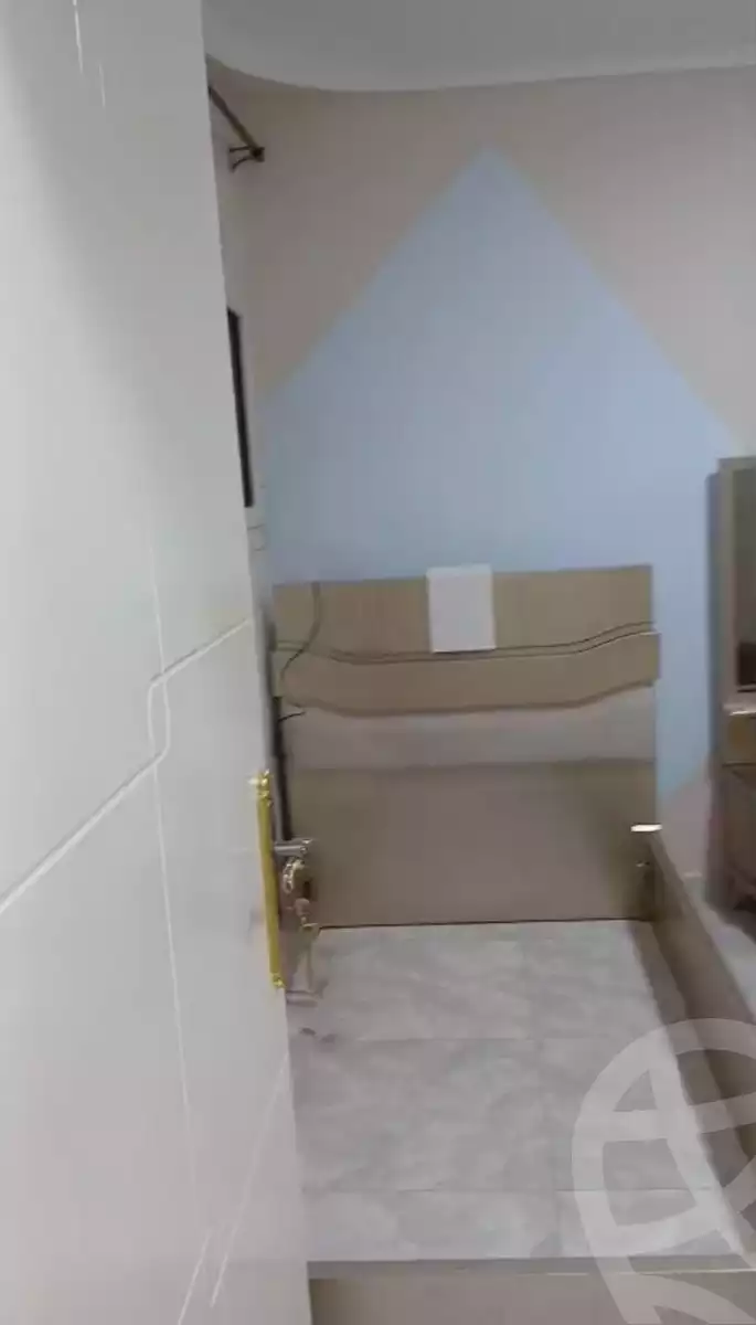 https://aqarmap.com.eg/en/listing/5890593-for-sale-cairo-faisal-kafr-tohormos-queen-nazli-st