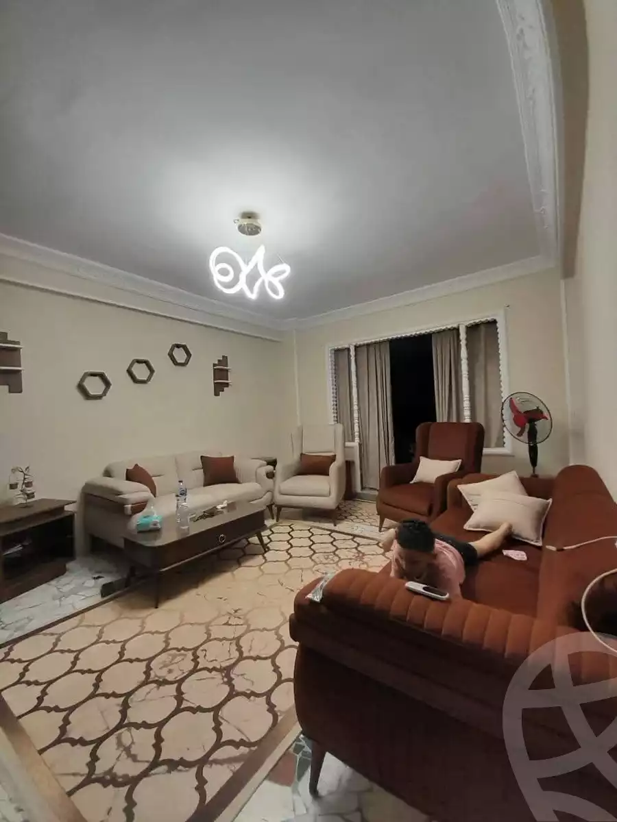 https://aqarmap.com.eg/ar/listing/5890676-for-sale-alexandria-alexandria-marsa-matrouh-rd