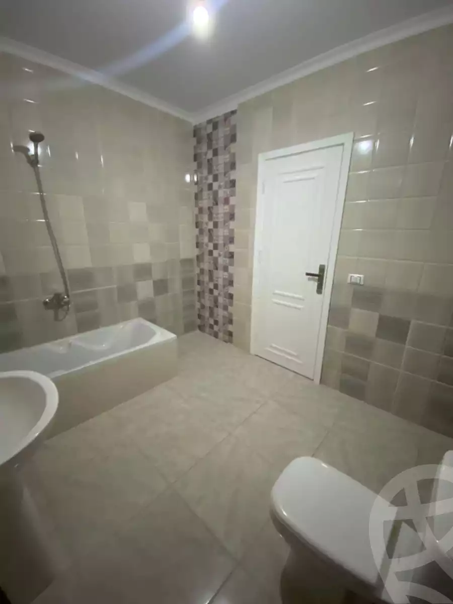 https://aqarmap.com.eg/ar/listing/5891175-for-rent-cairo-new-cairo-el-ahyaa-first-neighborhood-street-1