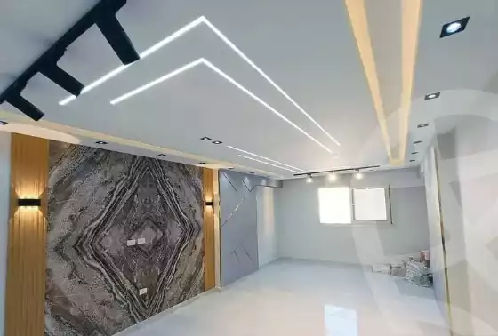 https://aqarmap.com.eg/ar/listing/5891546-for-sale-gharbia-tanta-tanta-city-mohammed-farid-st