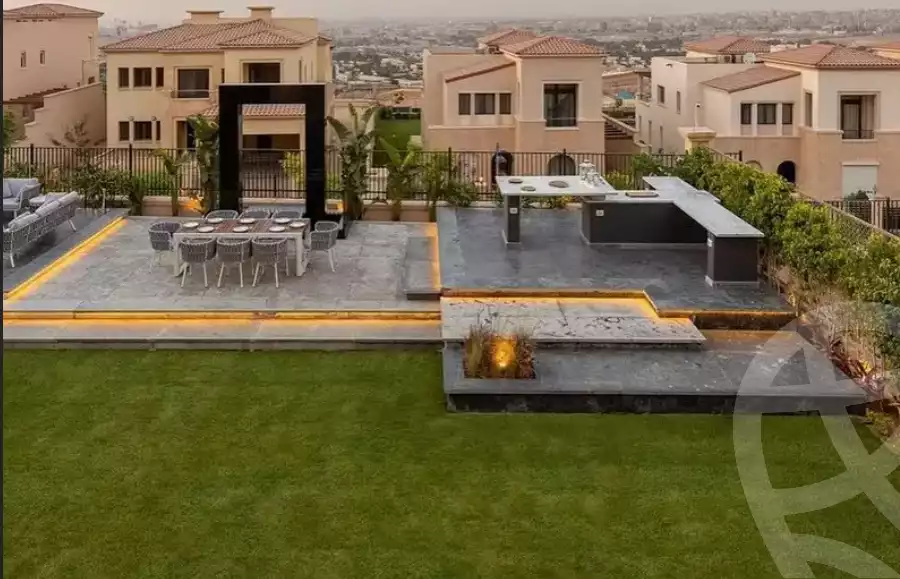 https://aqarmap.com.eg/en/listing/5891718-for-sale-cairo-mokattam-compounds-uptown-cairo