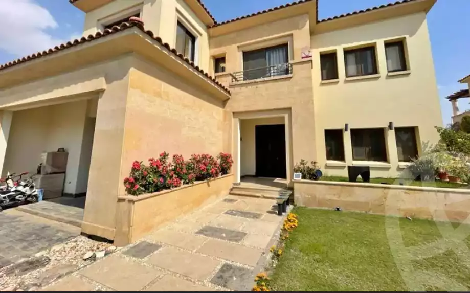 https://aqarmap.com.eg/en/listing/5891754-for-sale-cairo-mokattam-compounds-uptown-cairo