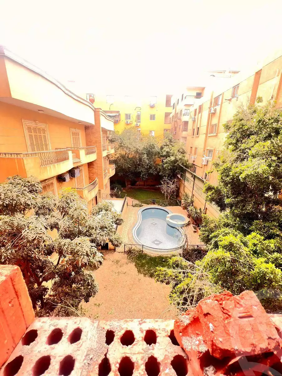 https://aqarmap.com.eg/en/listing/5893568-for-sale-cairo-hadayek-el-ahram-mntq