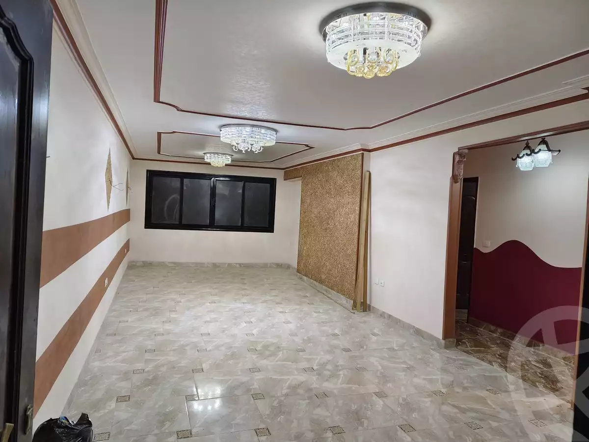 https://aqarmap.com.eg/en/listing/5894537-for-rent-cairo-faisal-kafr-tohormos-queen-nazli-st
