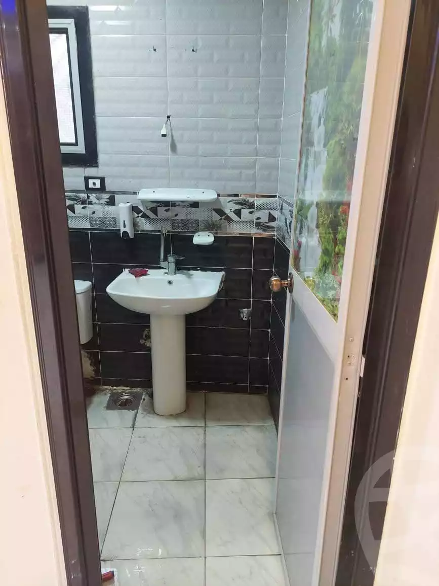 https://aqarmap.com.eg/en/listing/5896037-for-sale-alexandria-l-jmy-lbytsh-mecca-st