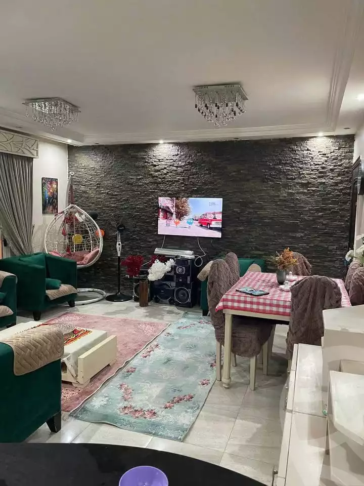 https://aqarmap.com.eg/en/listing/5896090-for-sale-cairo-mokattam-lhdb-l-ly-el-naforah-square