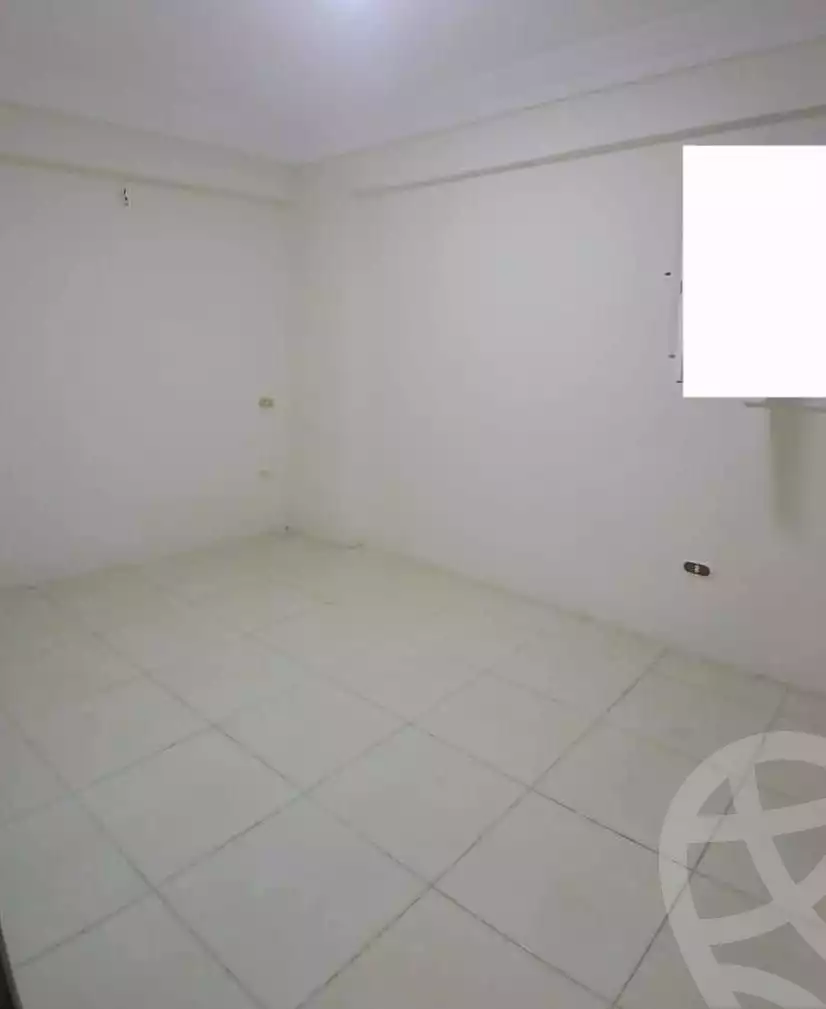 https://aqarmap.com.eg/ar/listing/5896259-for-sale-alexandria-moharram-bey-tryq-qn-lswys