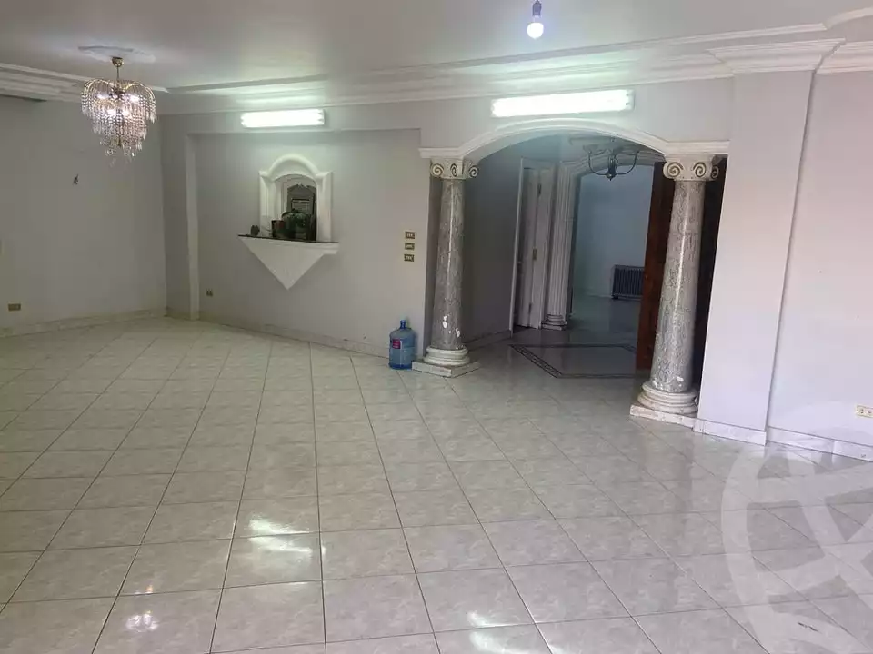 https://aqarmap.com.eg/en/listing/5896661-for-rent-cairo-mokattam-lhdb-l-ly
