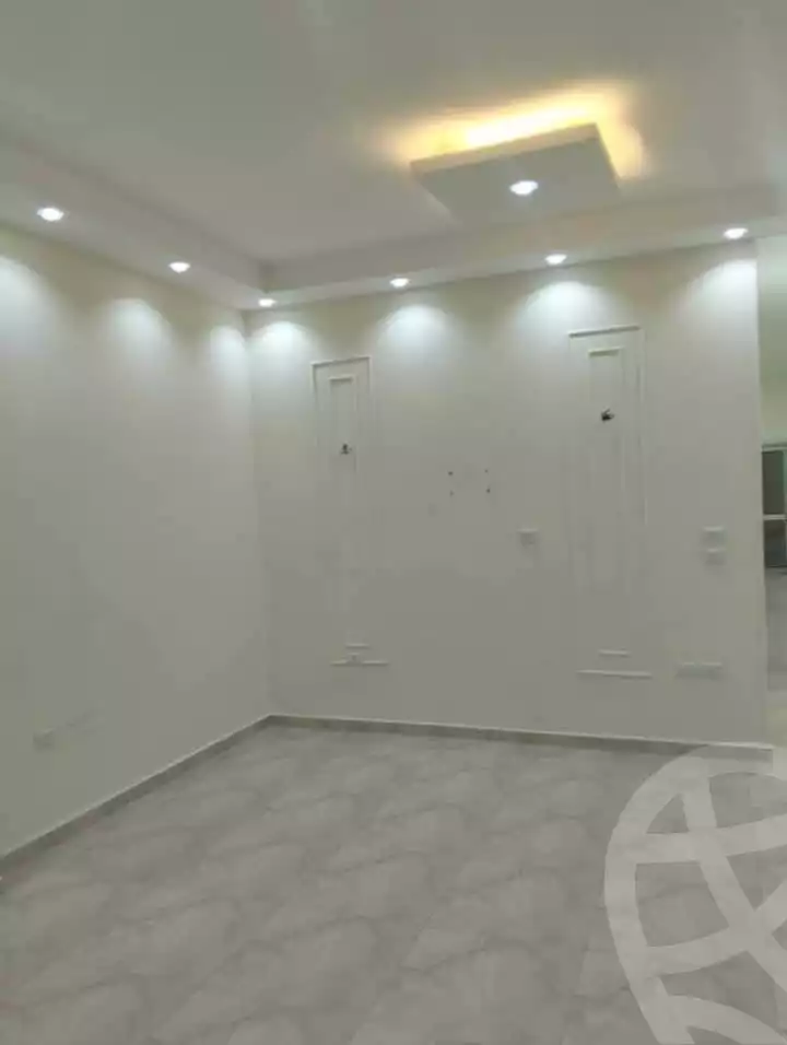 https://aqarmap.com.eg/en/listing/5896701-for-rent-cairo-mokattam-lhdb-l-ly-el-naforah-square