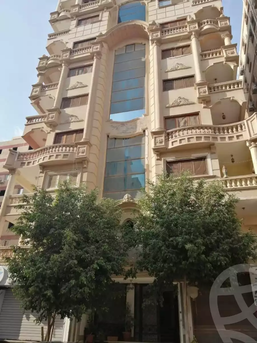 https://aqarmap.com.eg/en/listing/5897857-for-sale-cairo-mokattam-el-hadabah-el-wosta-rd-lmbhth