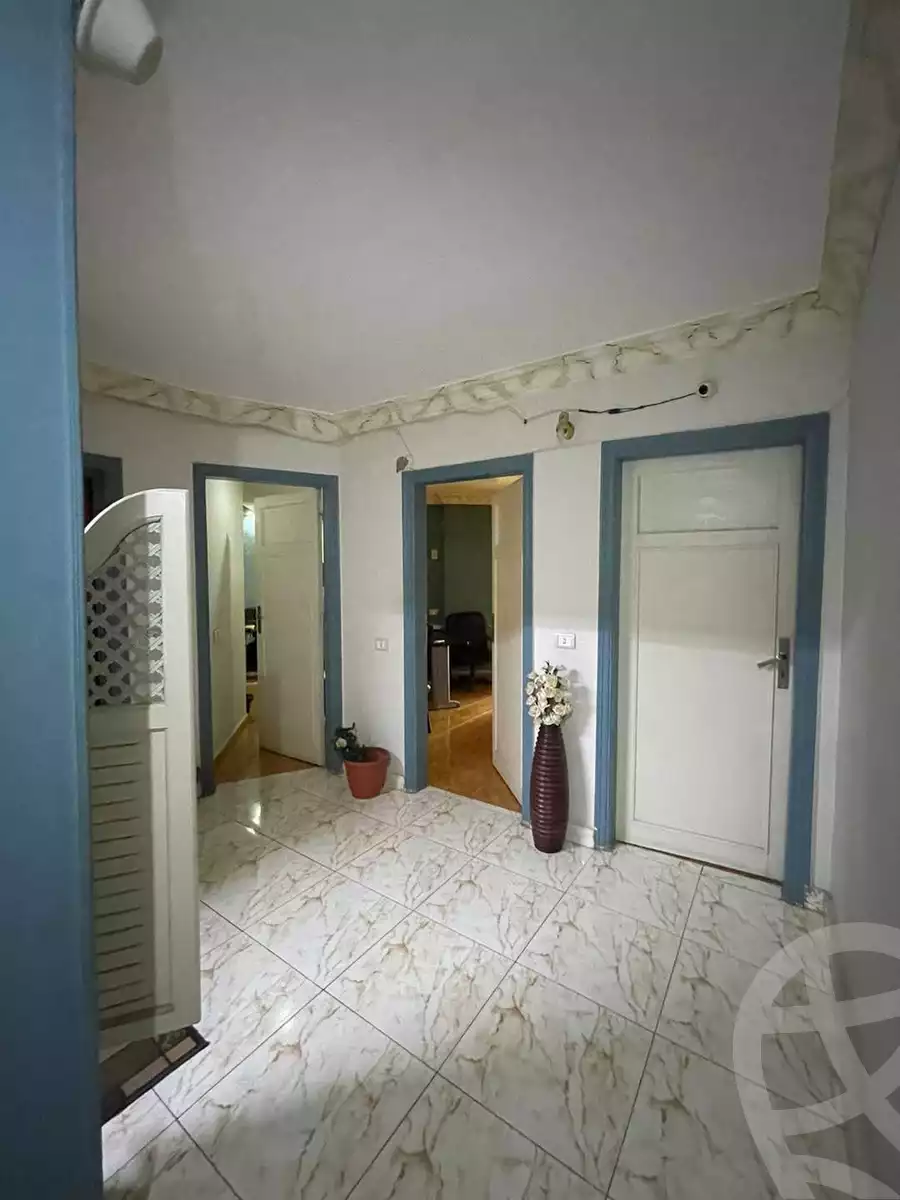 https://aqarmap.com.eg/en/listing/5898980-for-sale-cairo-helwan-helwan-el-sharkeya-abd-el-rahman-pasha-st