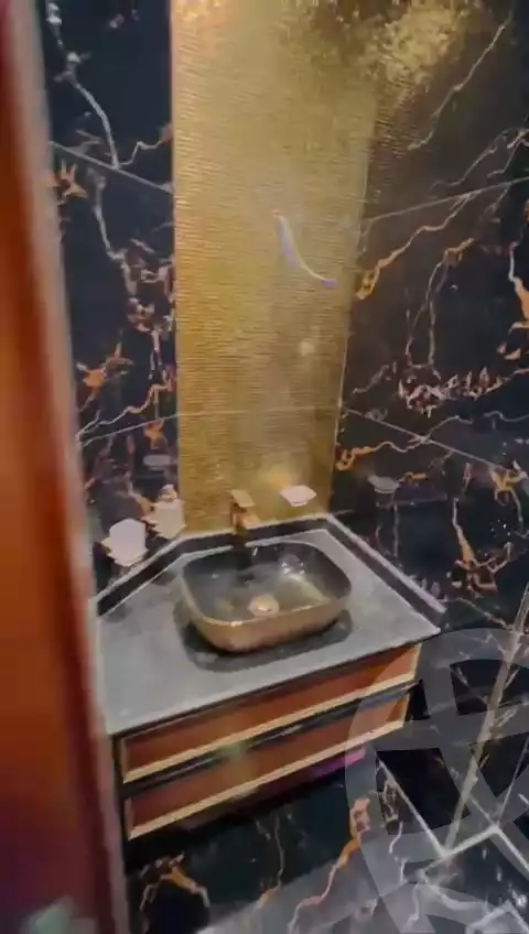 https://aqarmap.com.eg/ar/listing/5901195-for-sale-cairo-el-mohandesen-lebnan-square