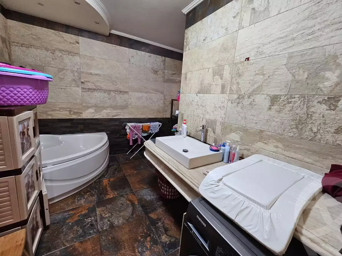 https://aqarmap.com.eg/en/listing/5901487-for-sale-cairo-el-maadi-compounds-rayhanah-residence