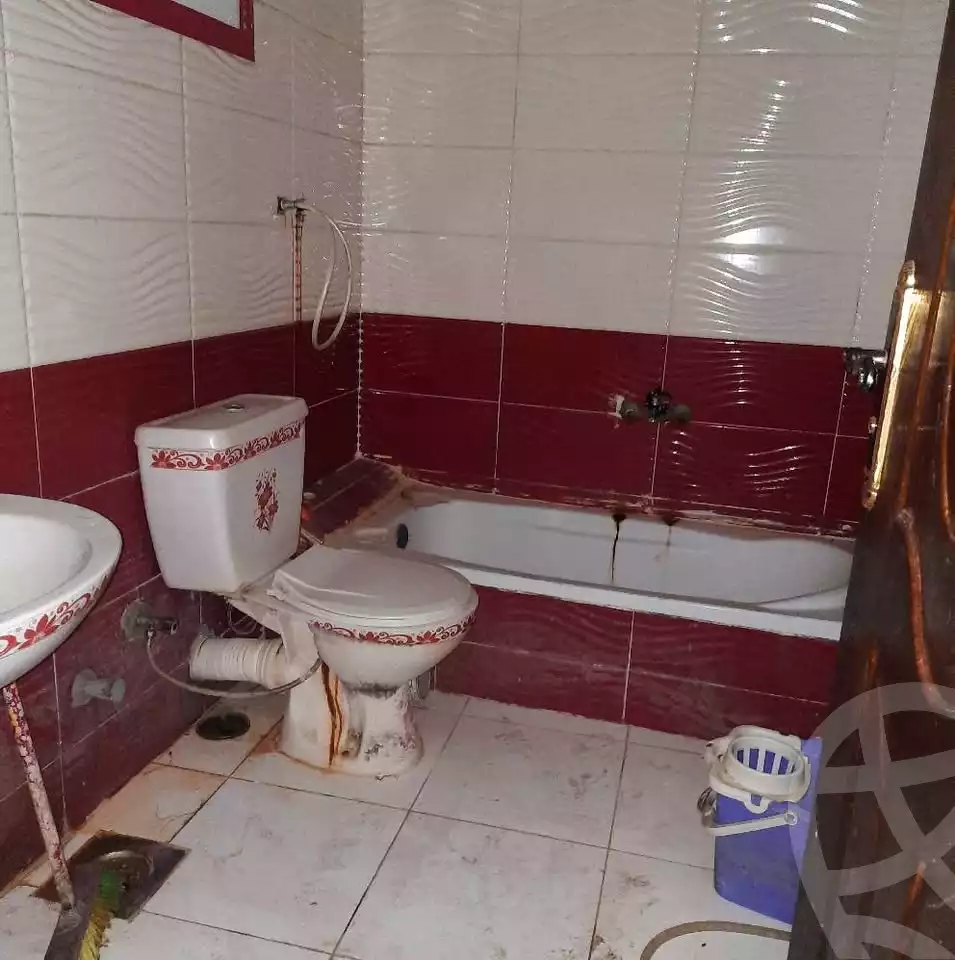 https://aqarmap.com.eg/en/listing/5901966-for-sale-alexandria-l-jmy-el-hanouvel-al-asdakaa-st