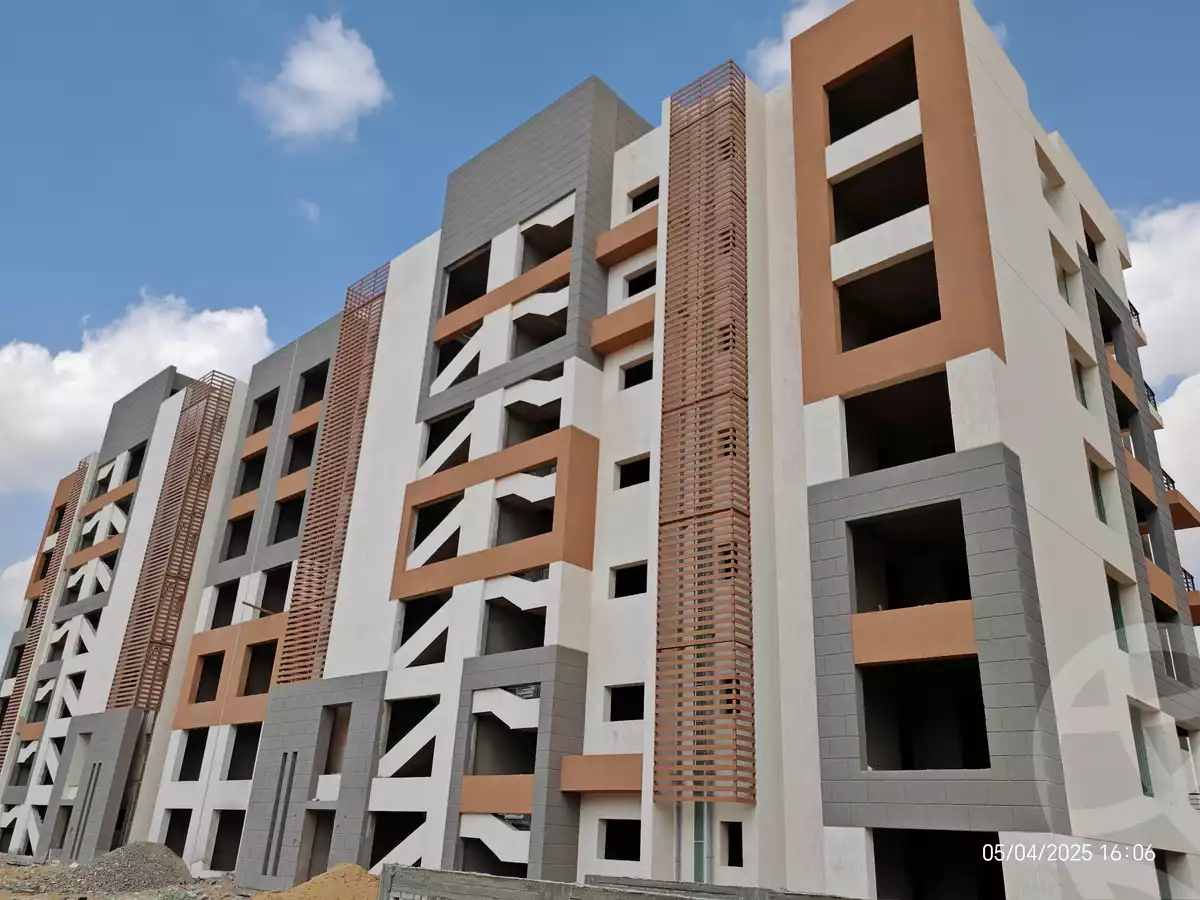 https://aqarmap.com.eg/en/listing/5897459-for-sale-cairo-new-cairo-lmstqbl-syty-compounds-aria-landmark