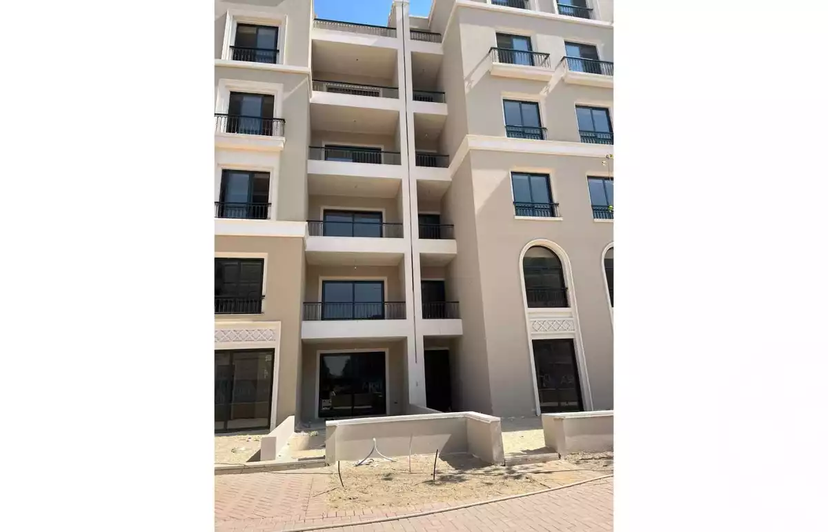 https://aqarmap.com.eg/en/listing/5904321-for-sale-cairo-el-sheikh-zayed-city-compounds-kmbwnd-fyldj-wyst-dr-llttwyr