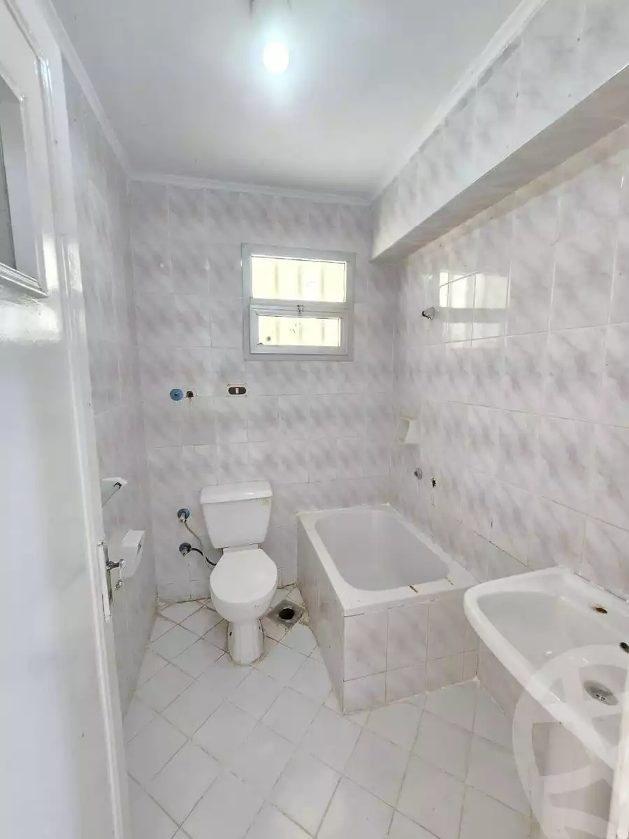 https://aqarmap.com.eg/en/listing/5905127-for-sale-alexandria-l-jmy-shataa-el-nakheel