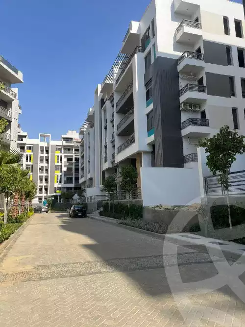 https://aqarmap.com.eg/en/listing/5905674-for-sale-cairo-new-cairo-compounds-dh-ykwn-2-ryzydns-styl-hwm
