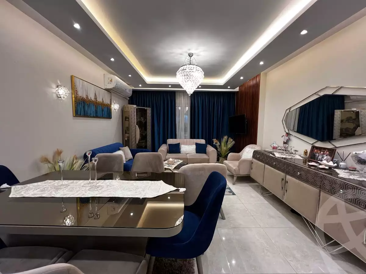 https://aqarmap.com.eg/en/listing/5906025-for-sale-cairo-mokattam-el-hadabah-el-wosta-compounds-family-home