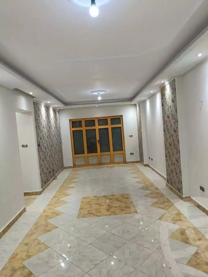 https://aqarmap.com.eg/ar/listing/5906057-for-rent-cairo-mokattam-lhdb-l-ly-shareaa-9