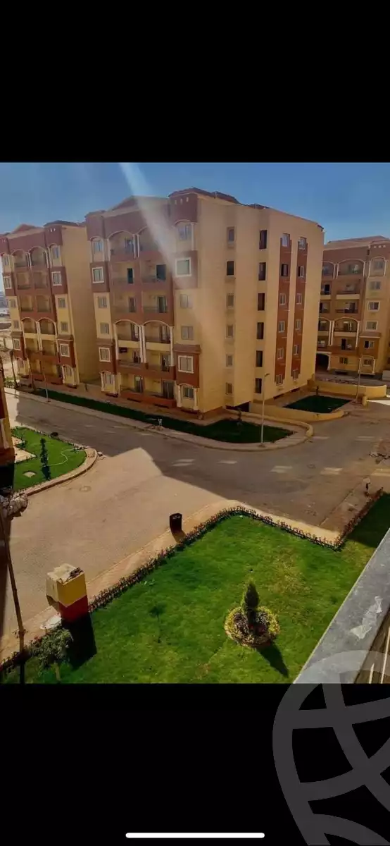 https://aqarmap.com.eg/en/listing/5906307-for-sale-cairo-new-cairo-compounds-silver-palm