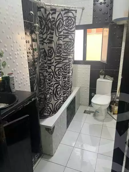 https://aqarmap.com.eg/en/listing/5906534-for-sale-cairo-mokattam-el-hadabah-el-wosta-el-mantaqa-el-khamsa-street-33