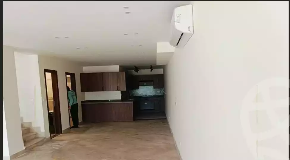https://aqarmap.com.eg/en/listing/5906652-for-rent-cairo-mokattam-compounds-uptown-cairo