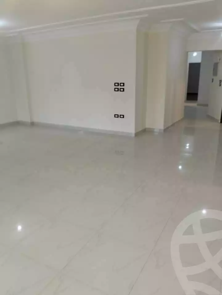 https://aqarmap.com.eg/ar/listing/5907511-for-rent-cairo-mokattam-lhdb-l-ly-shareaa-9