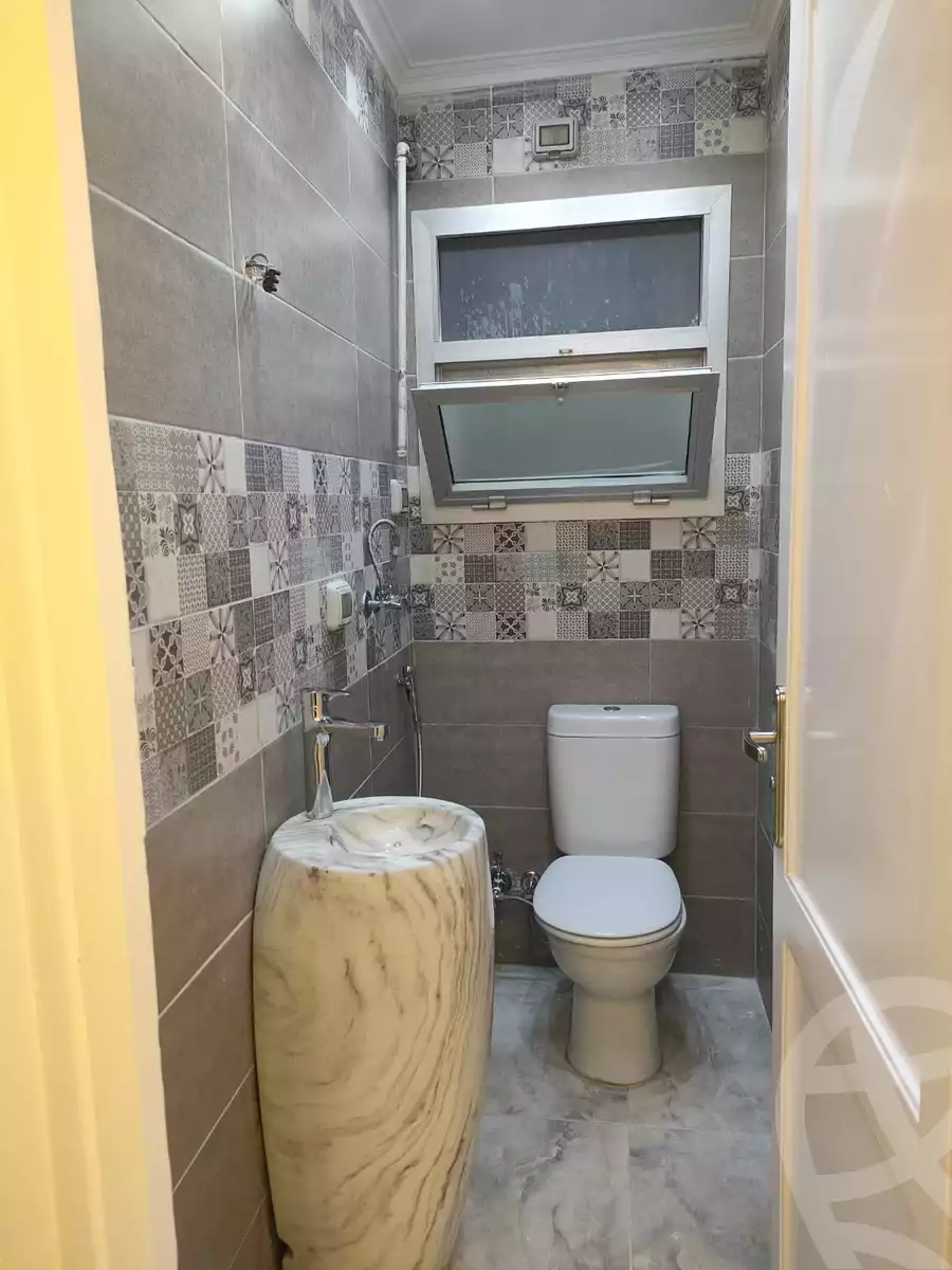 https://aqarmap.com.eg/en/listing/5907463-for-rent-cairo-new-cairo-lrhb-city-mtdd-lrhb-doctor-ahmed-zewail-st